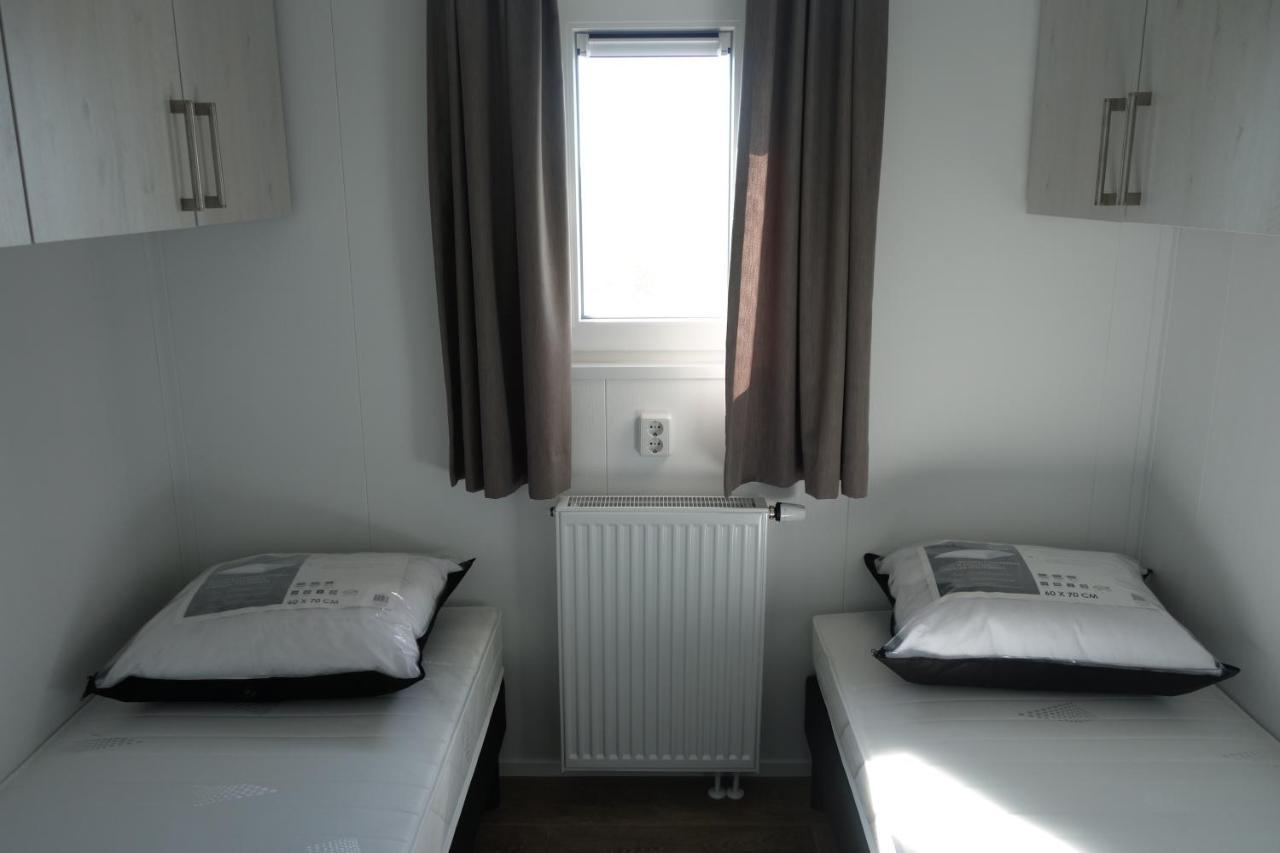 Minicamping Zonnehoek Chalet Biggekerke